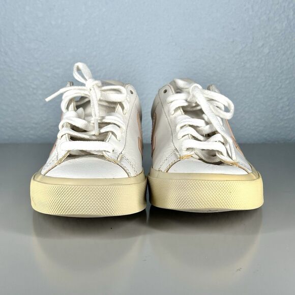 Veja Shoes Women’s Size 6 White Pink Peach  Sneakers Vegan Leather - Picture 2 of 16